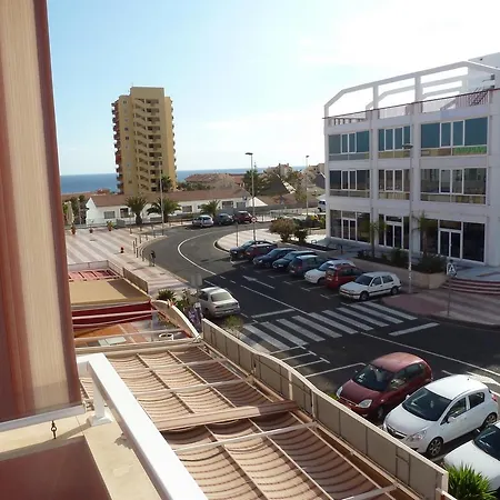 2-bedroom In Las Americas Center شقة *