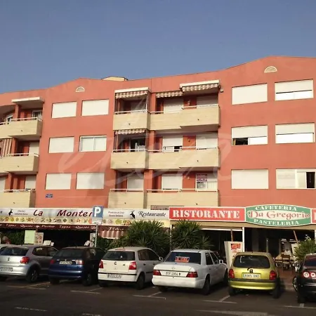 2-bedroom In Las Americas Center شقة أرونا