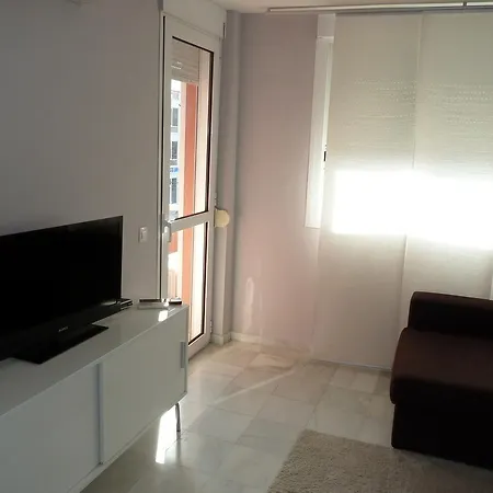 2-bedroom In Las Americas Center דירה